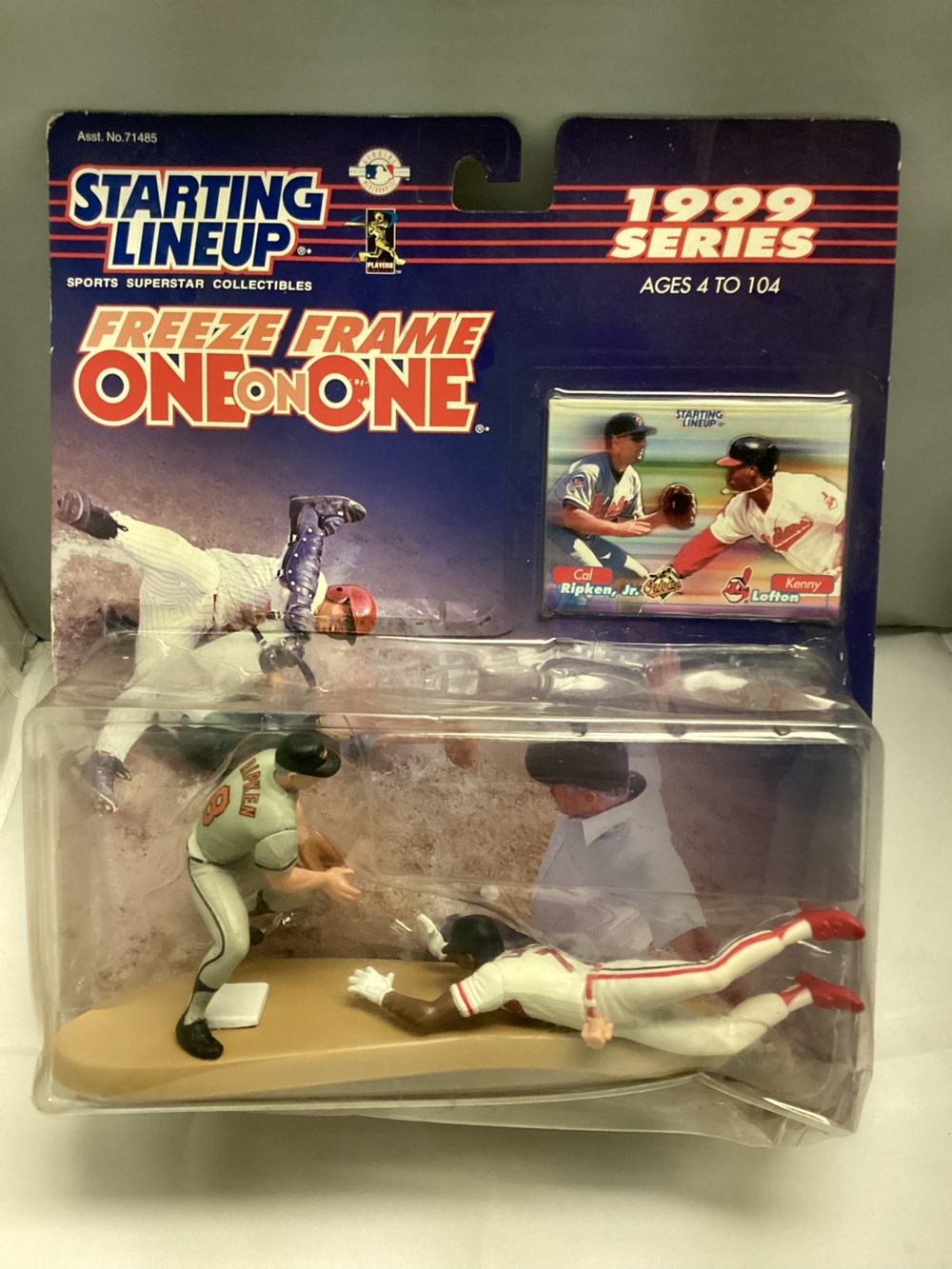 Starting Lineup Freeze Frame 1 on 1 1999 Cal Ripken Jr Kenny Lofton Action NEW